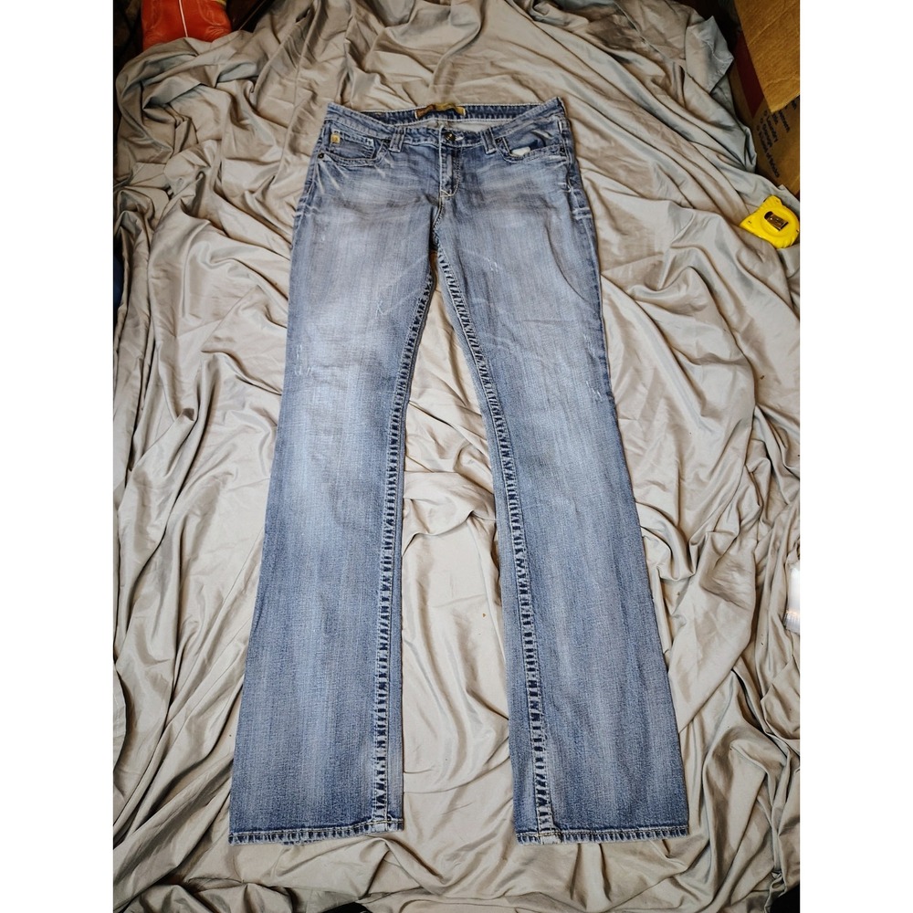 Big Star Women's Boot Cut Jeans - Light Blue. Reposh only bc they didn’t fit me